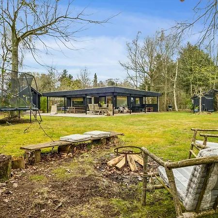 Idyllic Summer House By The Limfjorden 別荘 *